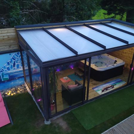 Logement Atypique Bien Etre Au Coeur De La Nature Кимпер Екстериор снимка